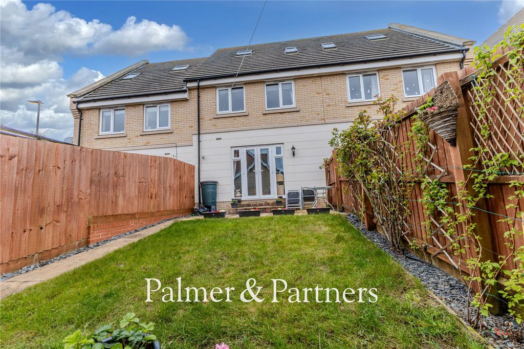 Property photo 2 of 28 Picture No. 06