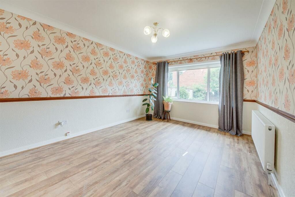 Property photo 3 of 30 4330654