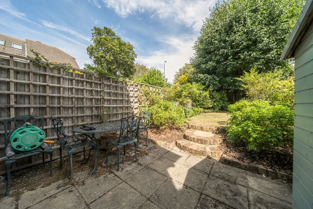 Property photo 3 of 28 1487955-10-6A4d46...