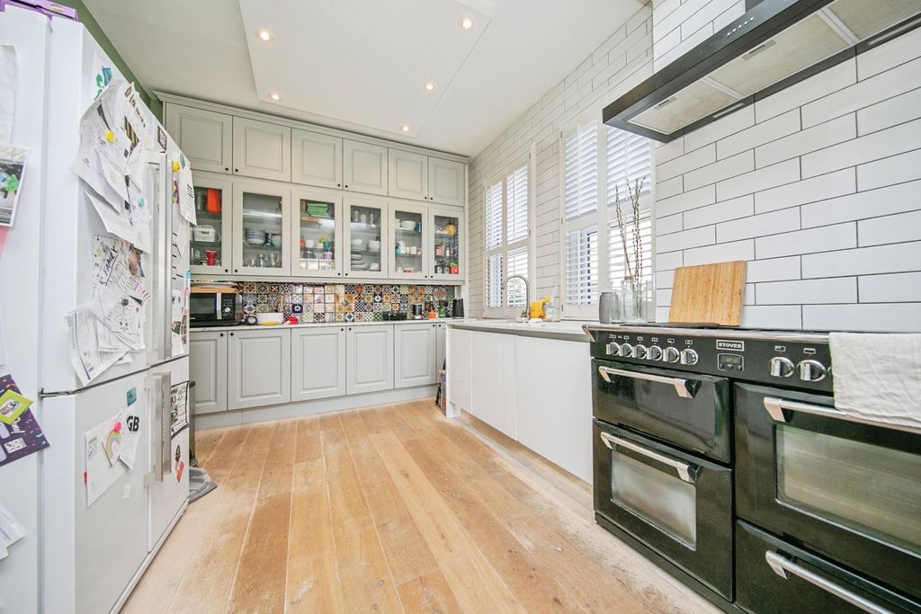 Property photo 1 of 29 Photo