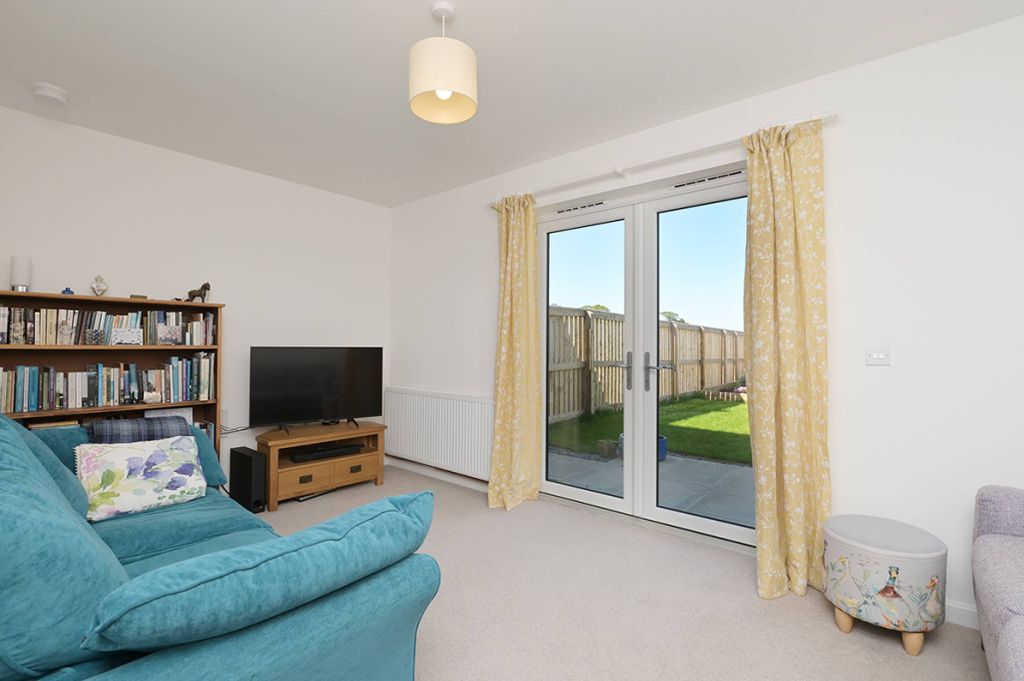 Property photo 2 of 30