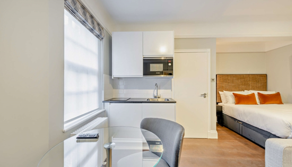 Property photo 2 of 8