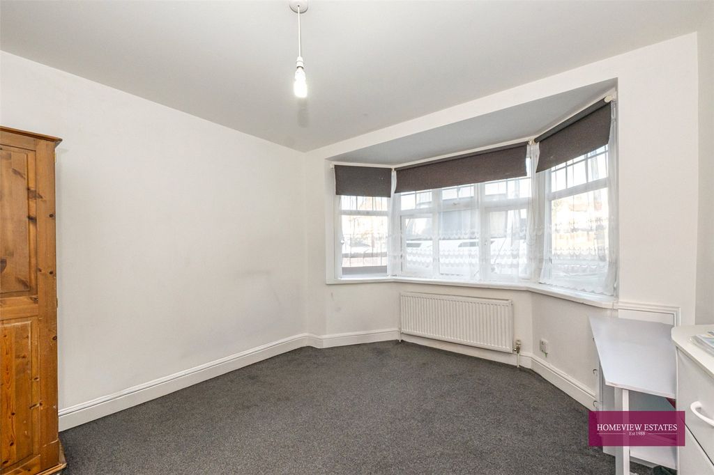 Property photo 3 of 12 Picture No. 01