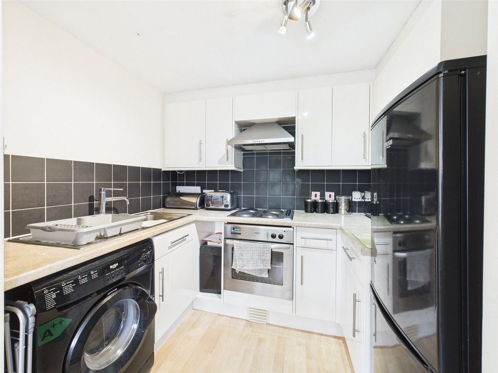 Property photo 3 of 6 Picture No. 07