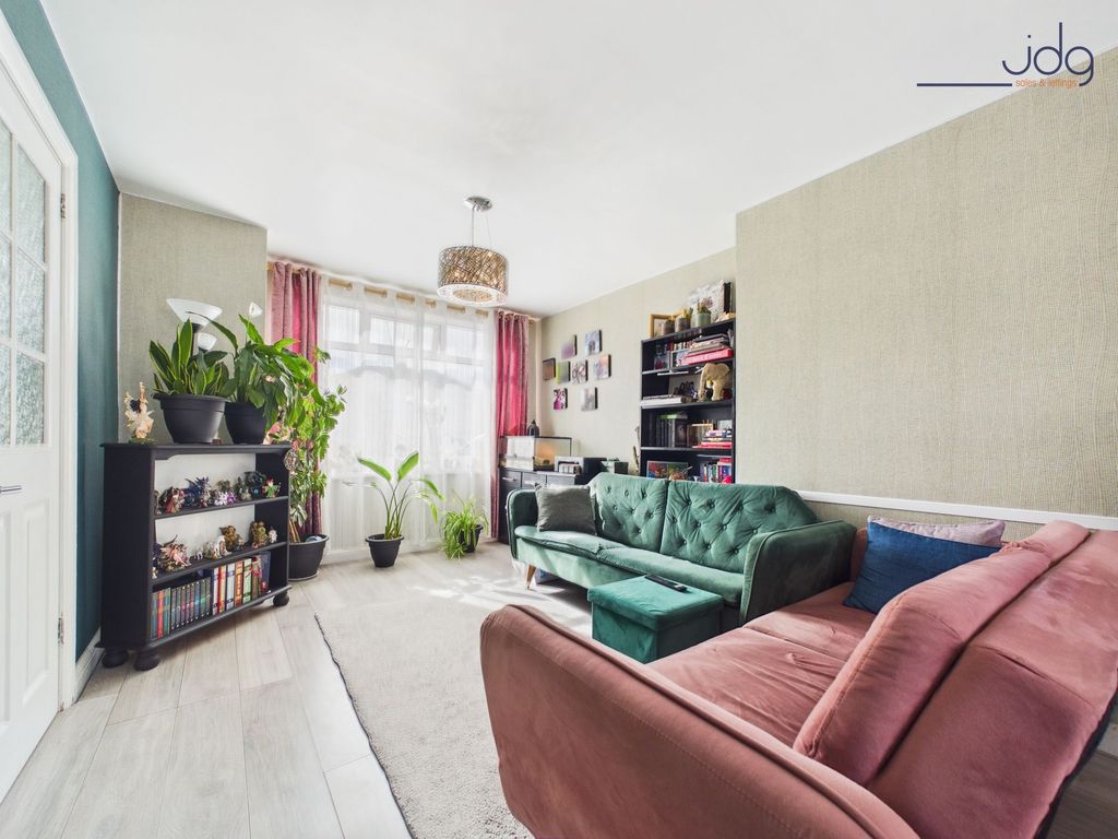 Property photo 2 of 12 Open Plan Living