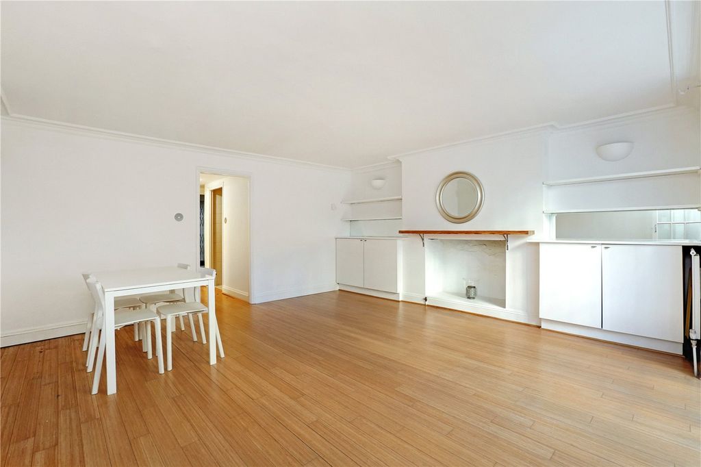 Property photo 2 of 8 Picture No. 19