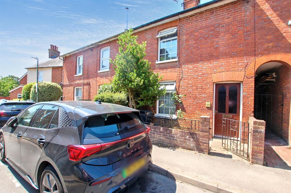 Property photo 1 of 11