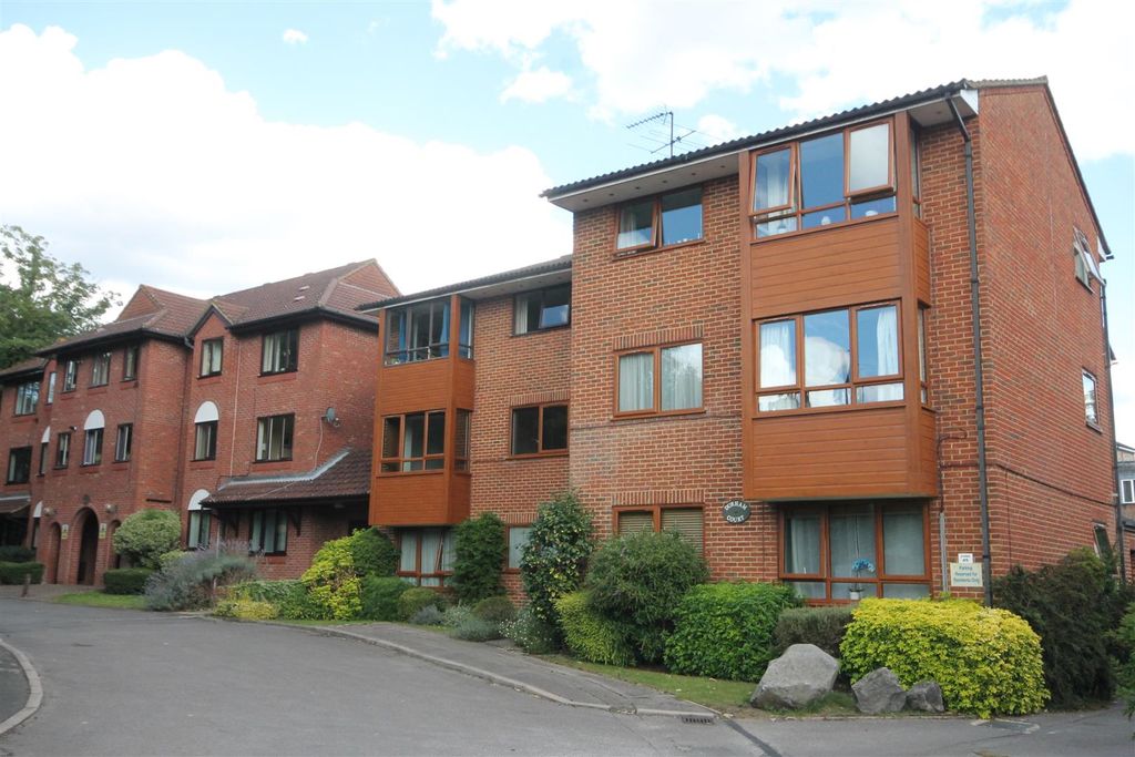 Property photo 1 of 7