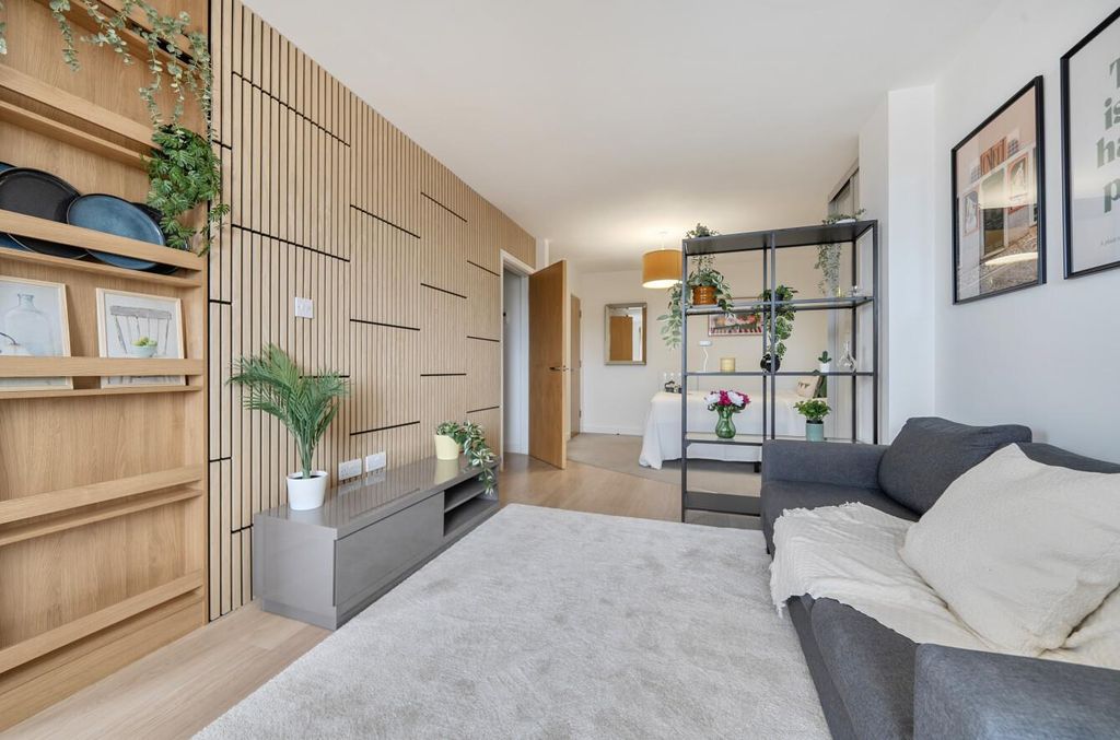 Property photo 2 of 7 Davidson Frost-Wellings, Dfw, Sheldon House, Livin