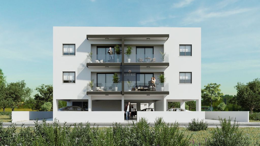 Property photo 3 of 10