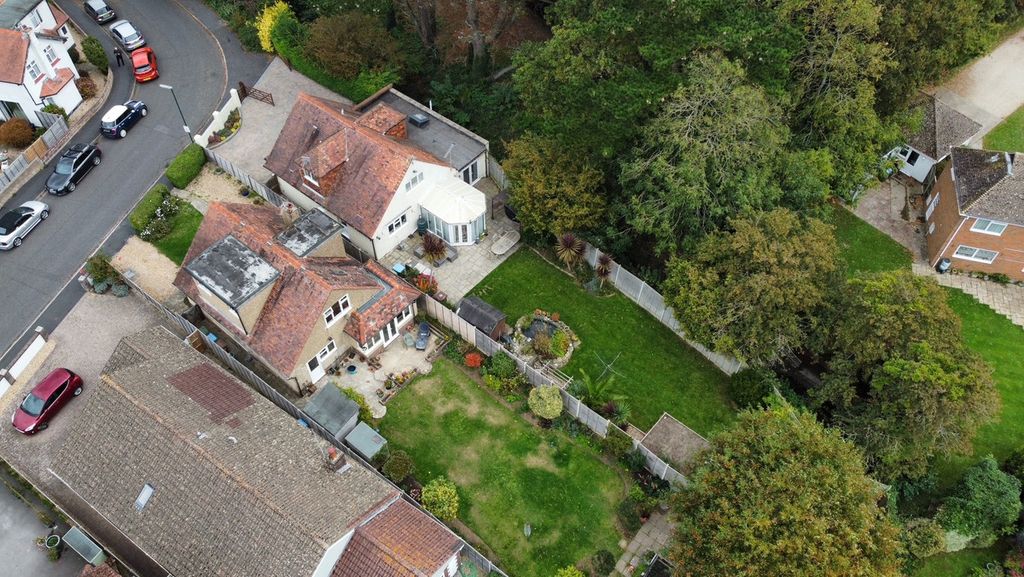 Property photo 1 of 22