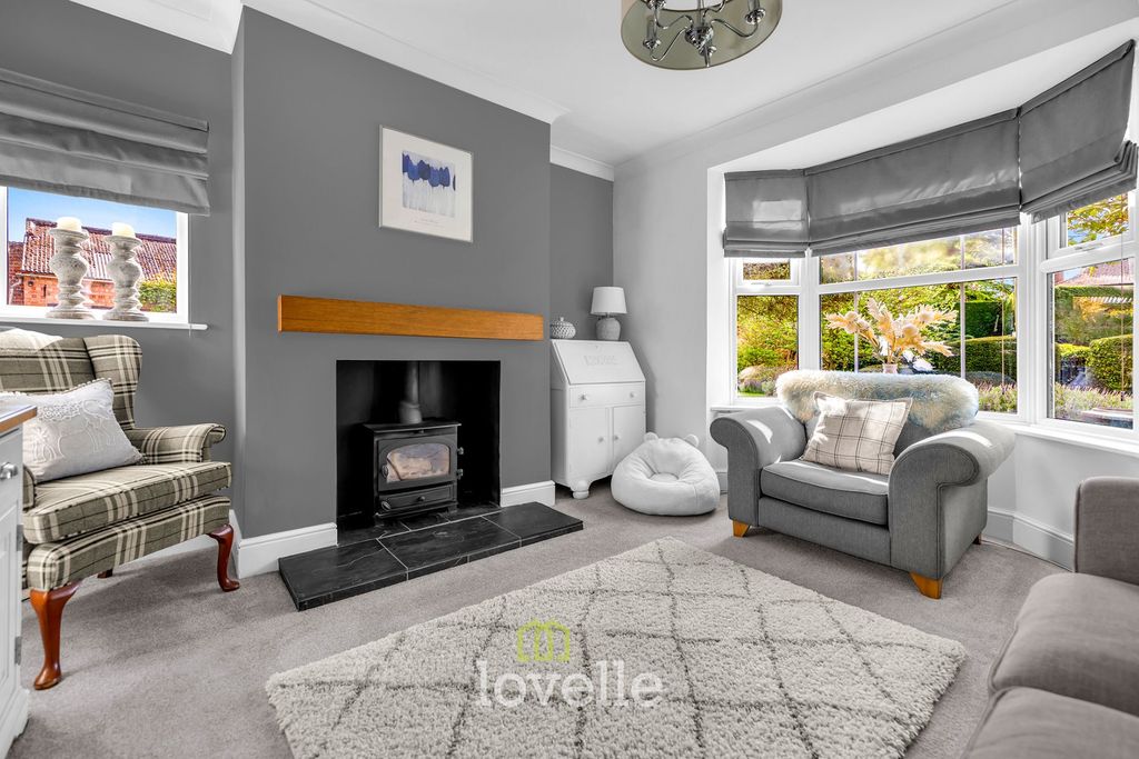 Property photo 3 of 72