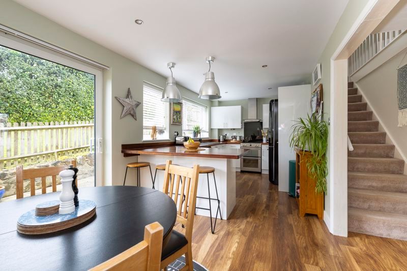 Property photo 3 of 22 Photo 10