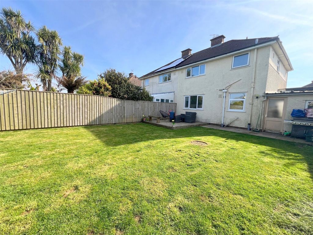 Property photo 1 of 18 Picture No. 12