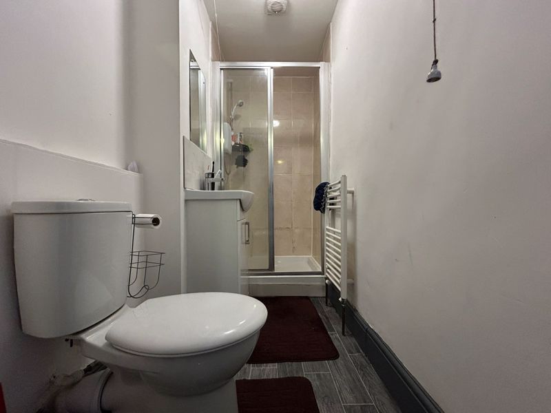 Property photo 3 of 7 Photo 10