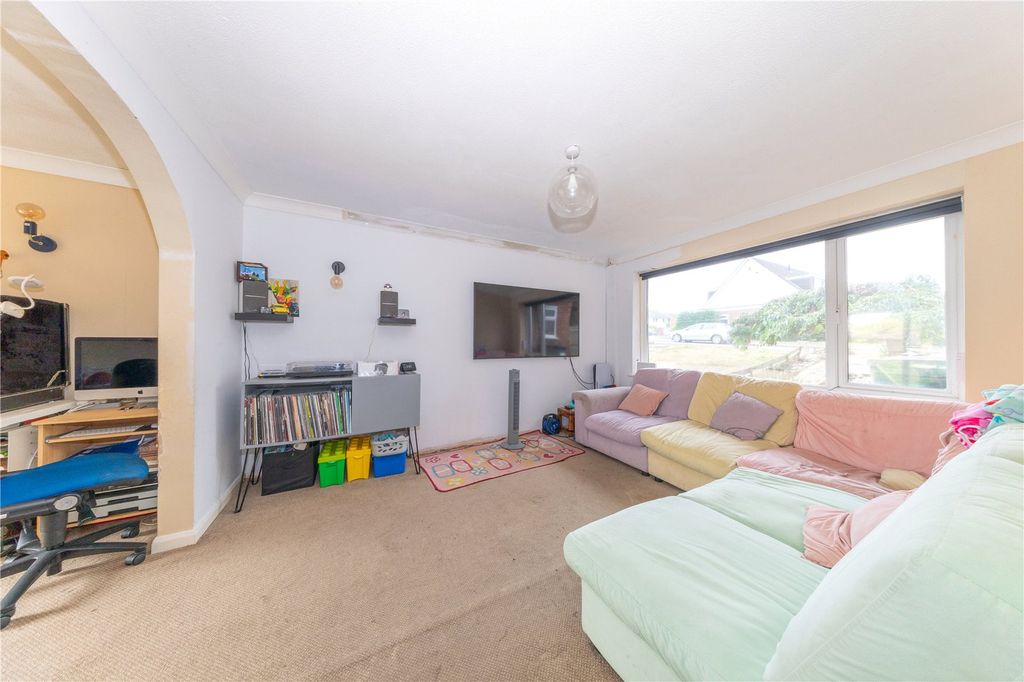 Property photo 2 of 23 Picture No. 10