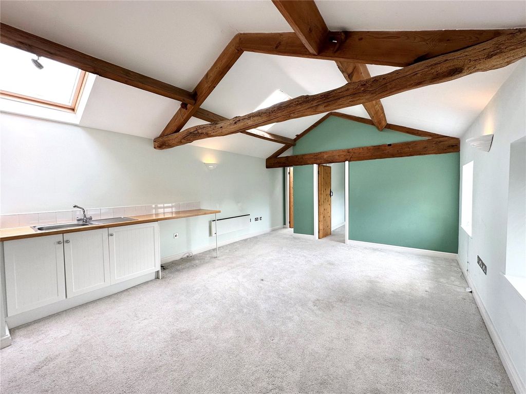 Property photo 2 of 6 Picture No. 01