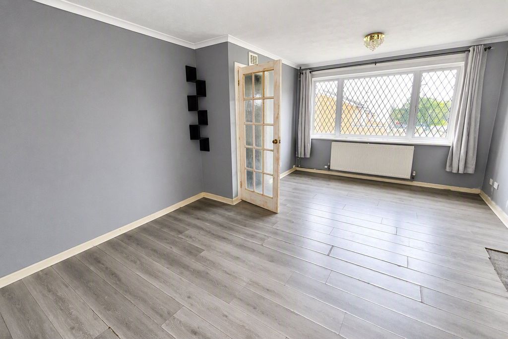 Property photo 2 of 10 Picture No. 06