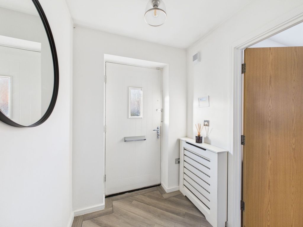 Property photo 3 of 26