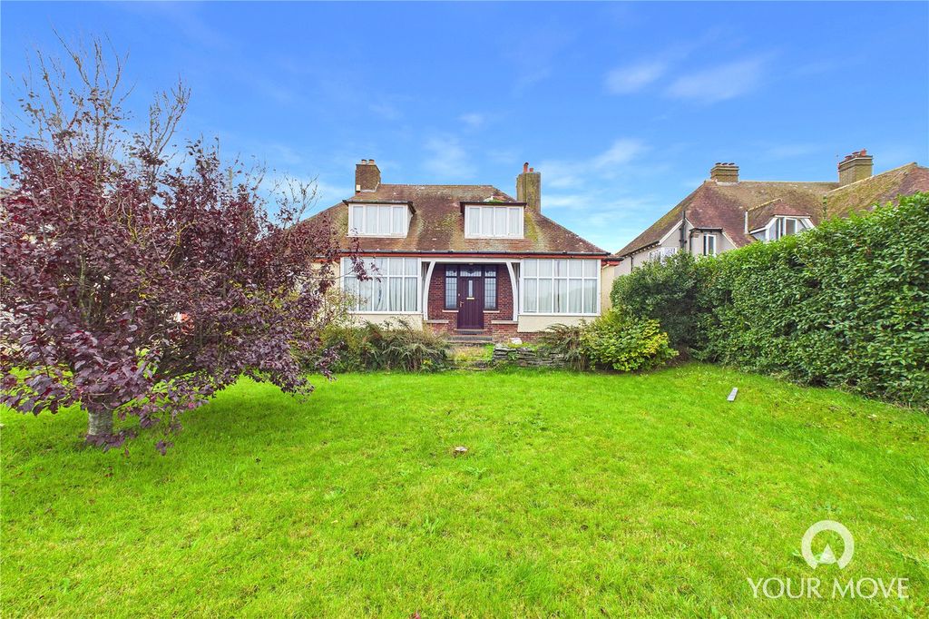 Property photo 1 of 17 Outside