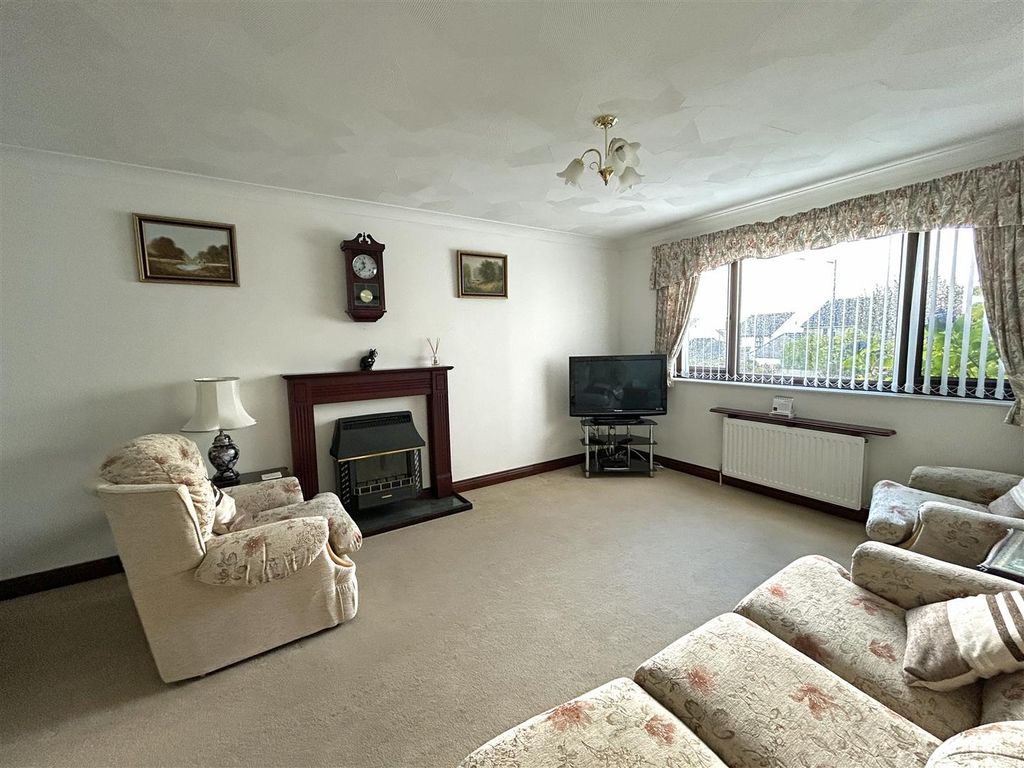 Property photo 2 of 15 Img_4241.Jpg