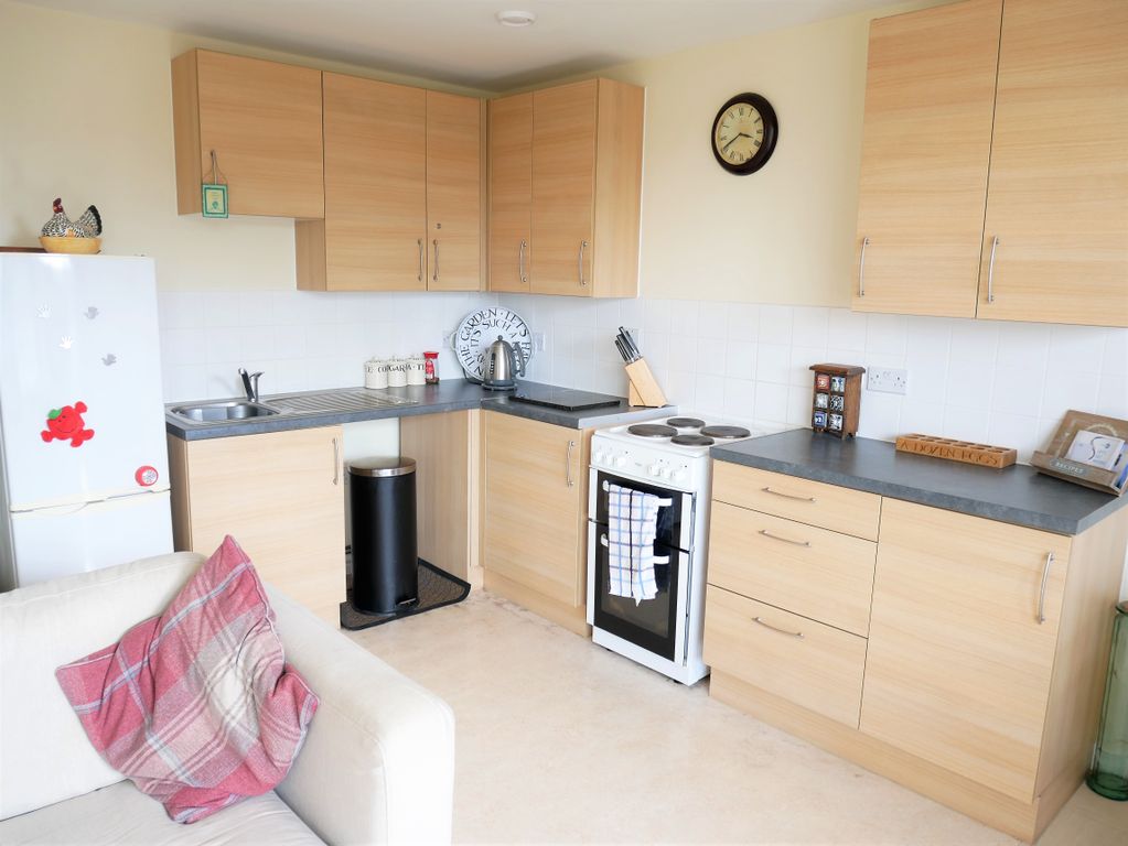 Property photo 2 of 14
