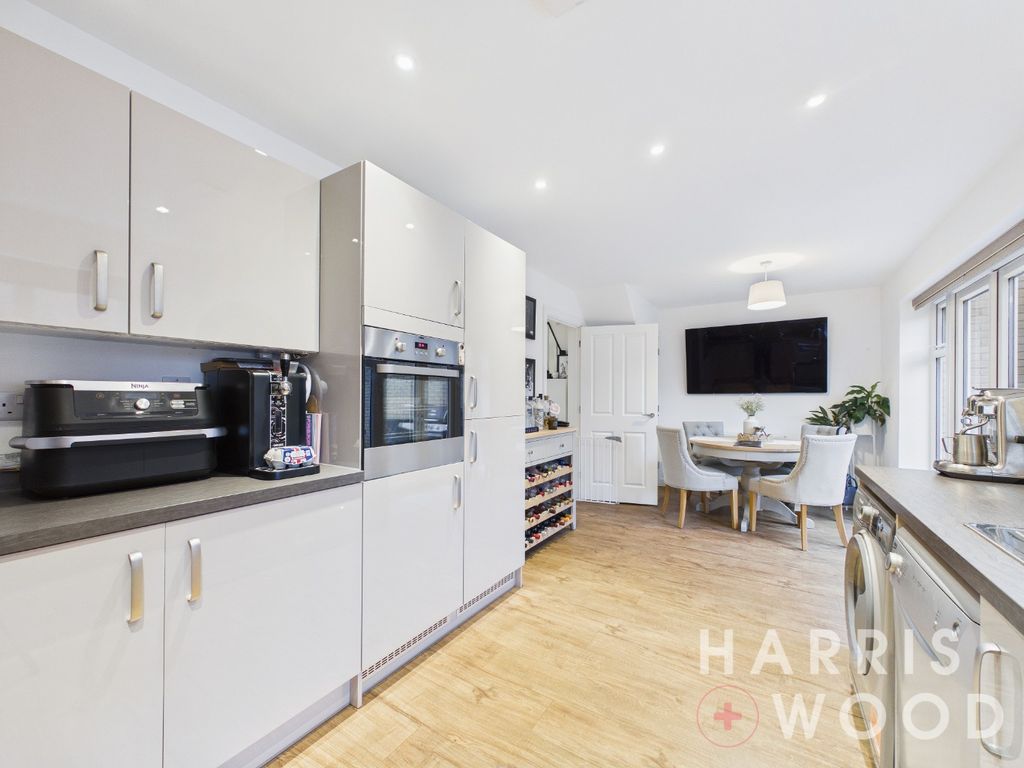 Property photo 2 of 26 4859522