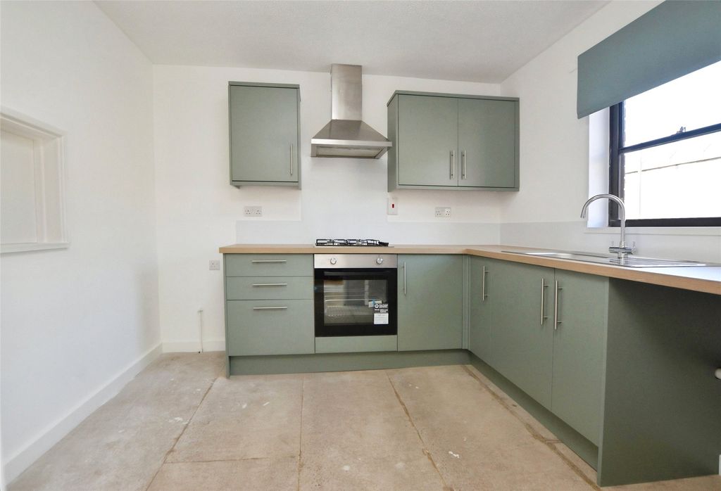 Property photo 3 of 10 Picture No. 20
