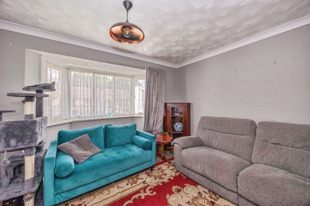 Property photo 3 of 18 Pbox-Img.Jpg