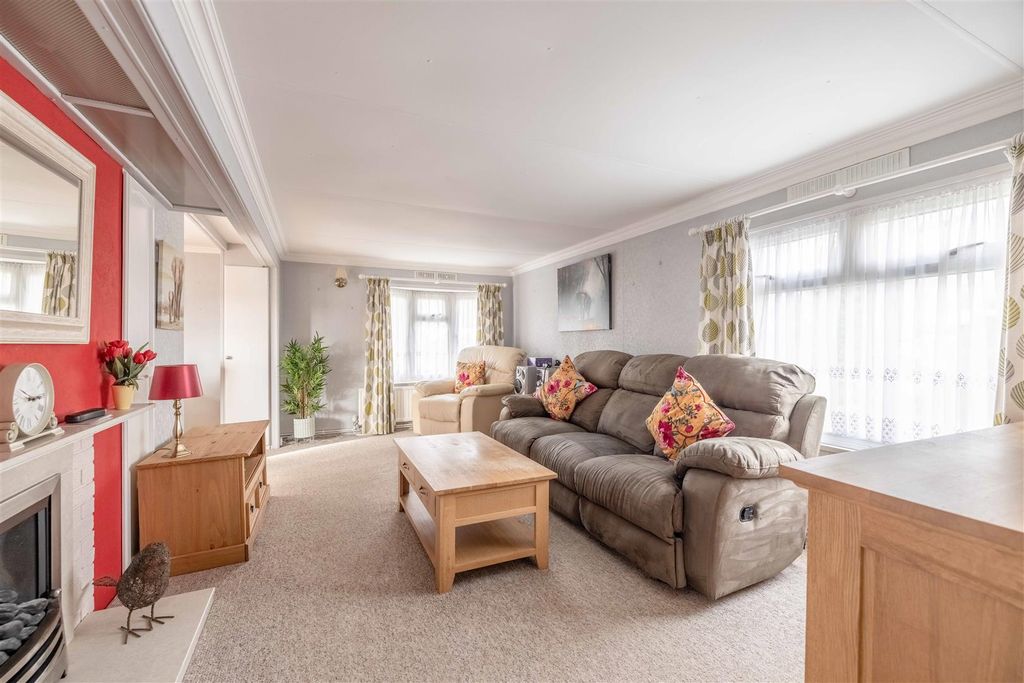 Property photo 3 of 17 62Gh (6 Of 17).Jpg