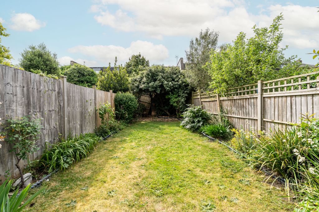 Property photo 3 of 23