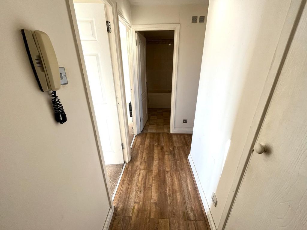 Property photo 2 of 15 Hall