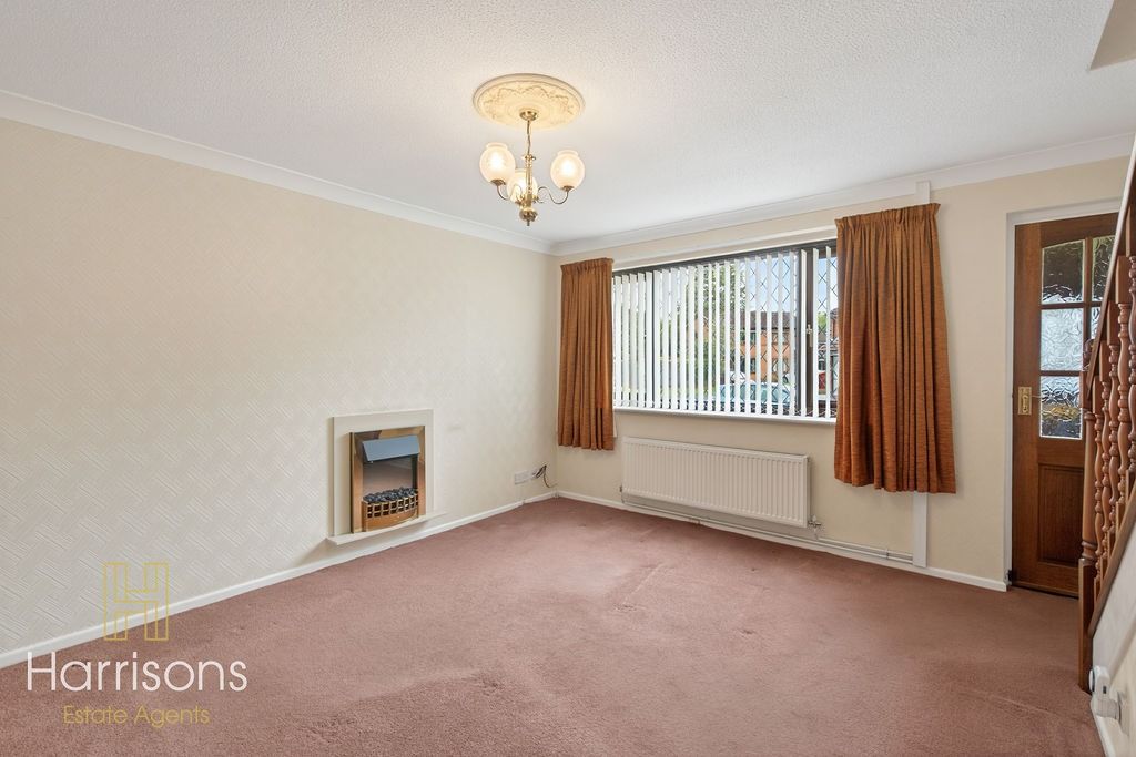 Property photo 2 of 22 5162502