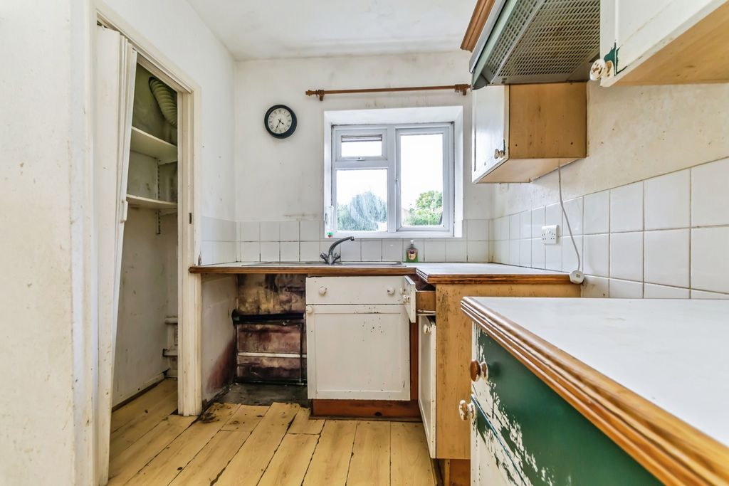 Property photo 3 of 14 Pbox-Img.Jpg