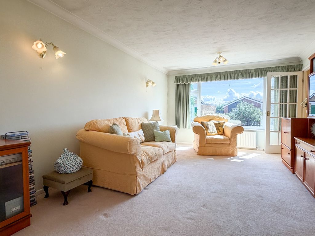 Property photo 2 of 15 5348715