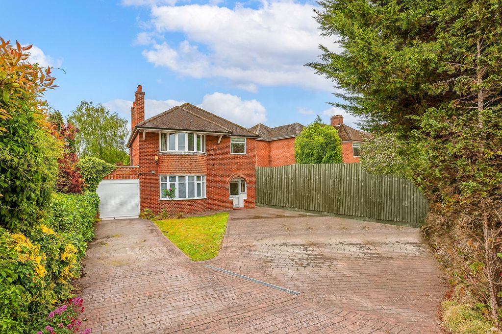 Property photo 3 of 14
