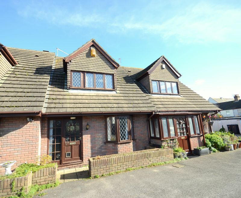 Property photo 1 of 9 Photo 11