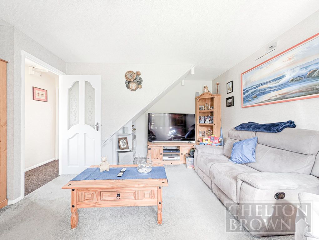 Property photo 2 of 47 Living Room