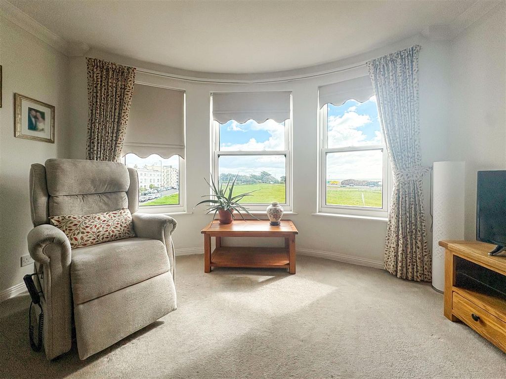 Additional image 4 of 2 bed flat for saleBeach Crescent, Littlehampton BN17