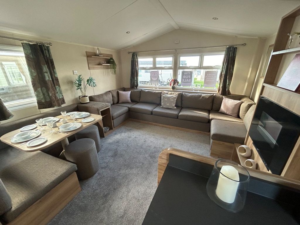 Property photo 1 of 6 Car0060669 - Static Caravan