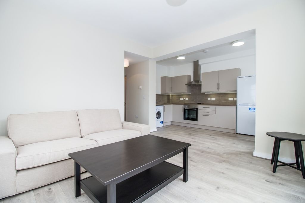 Property photo 3 of 6 39270