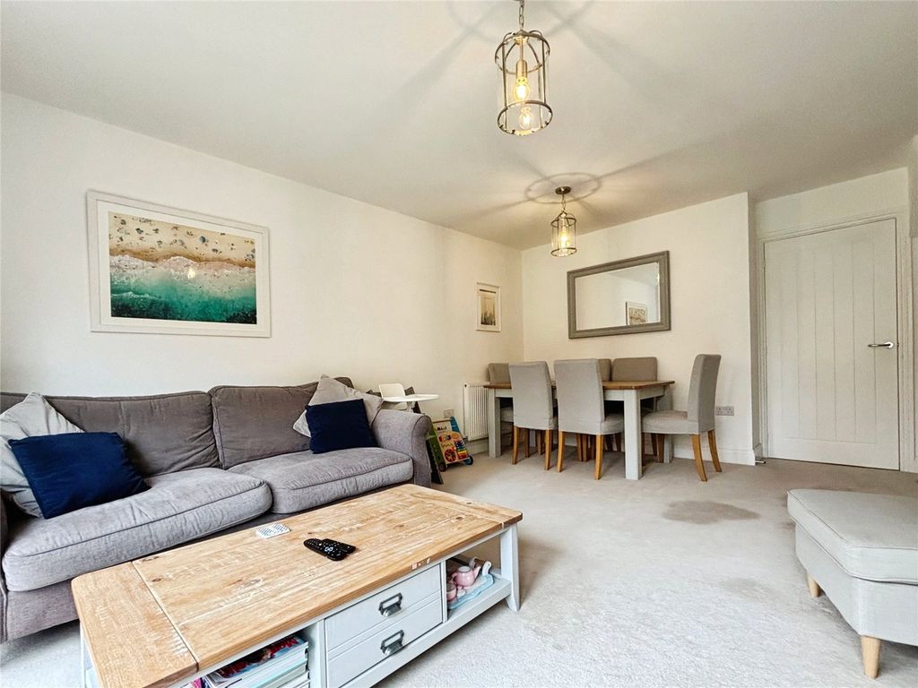 Property photo 3 of 16 Picture No. 05