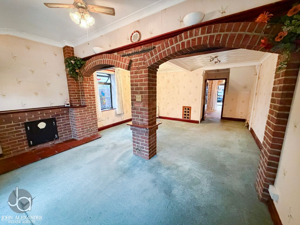 Property photo 2 of 24 Img_9351