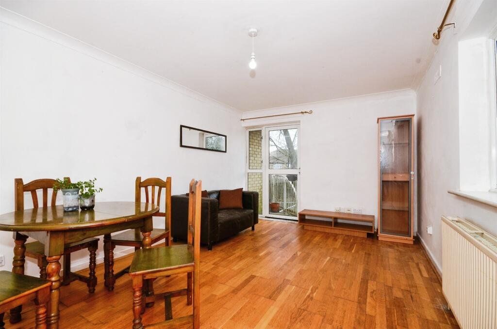 Property photo 2 of 3