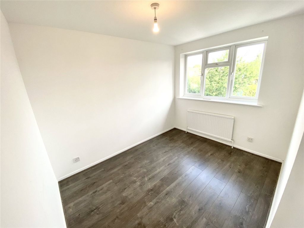 Property photo 3 of 7 Picture No. 05