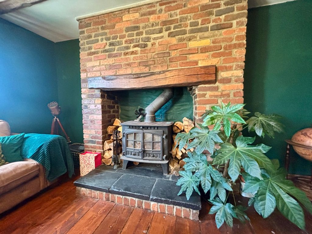 Property photo 3 of 24