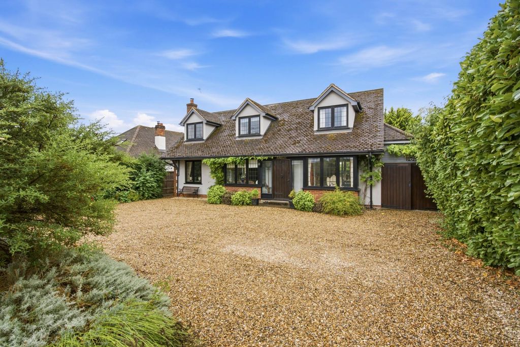 Property photo 1 of 34