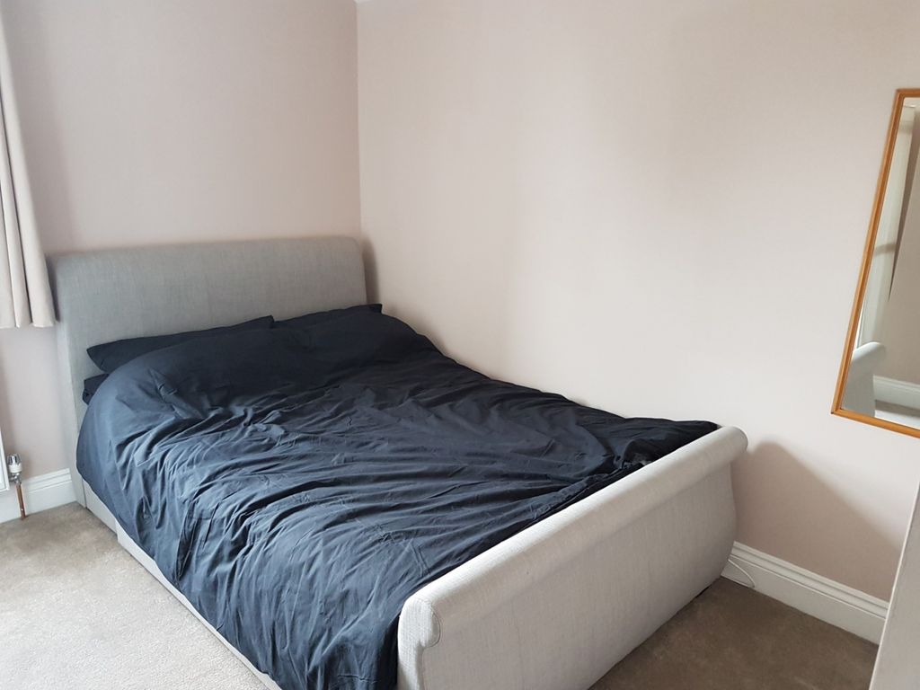 Property photo 1 of 4 1 Room For Rent In Shared Accommodation