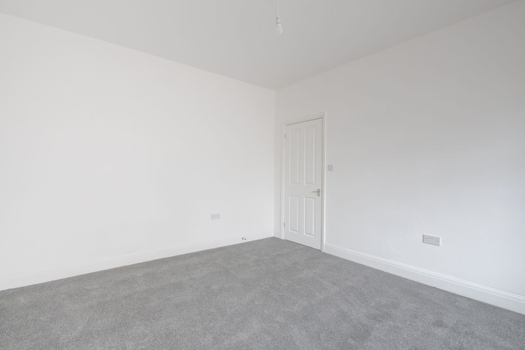 Property photo 3 of 13 Gallery