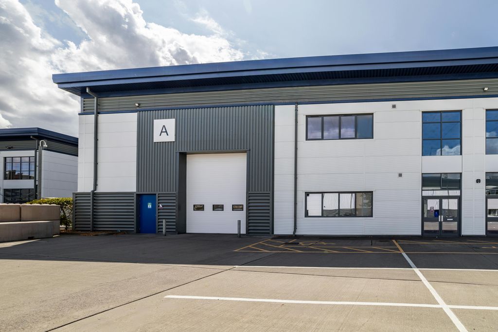 Property photo 2 of 16 Units A To D Elstree Trade Park-79.Jpg